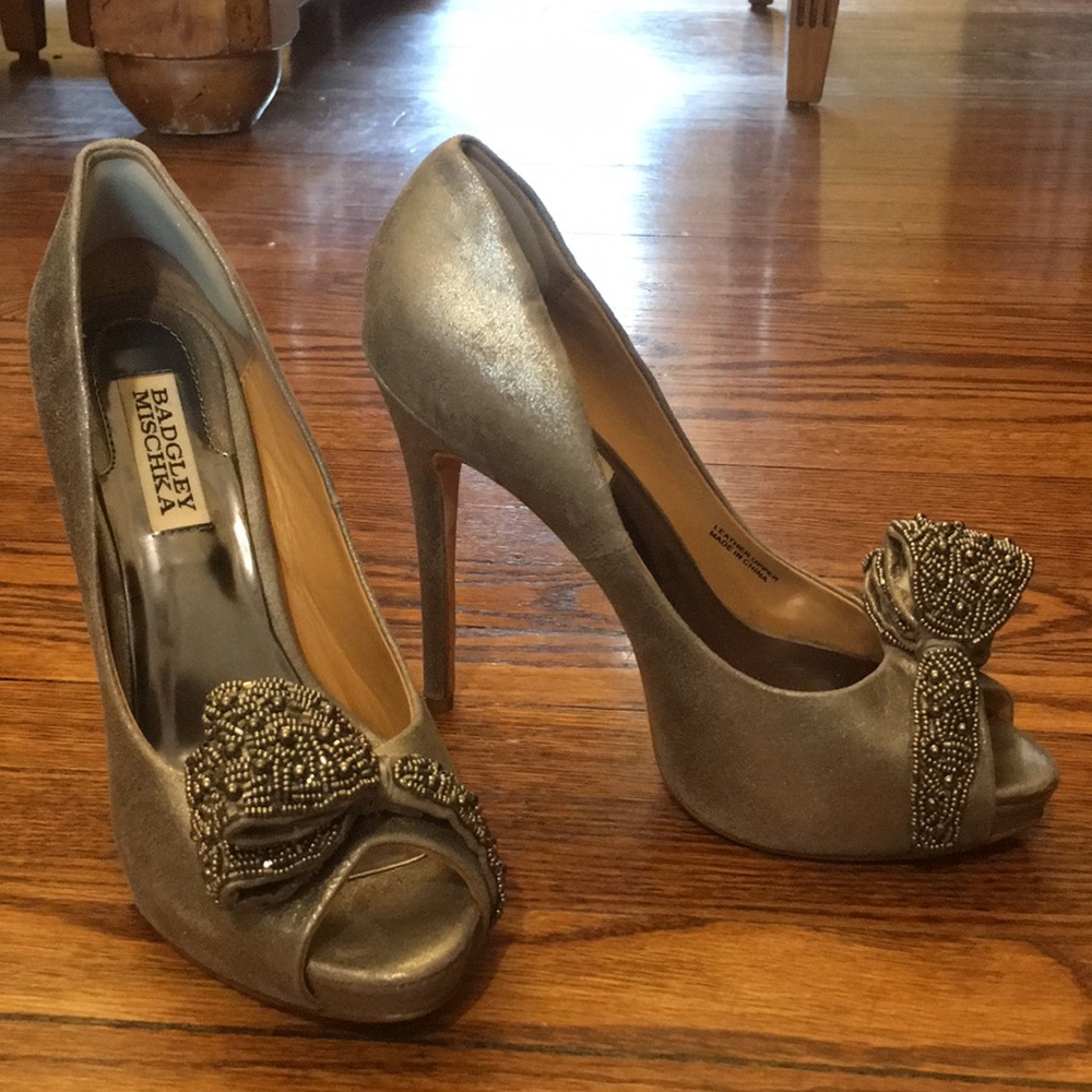 Badgley Mischka platform heels, Size 8